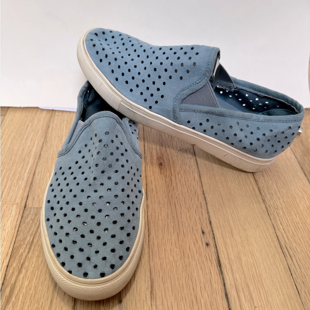 Steven Madden slip on